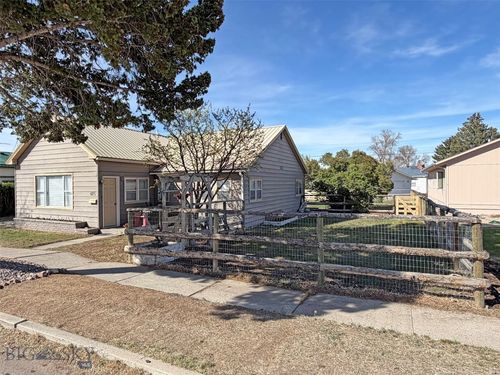 625 E Glendale St, Dillon, MT, 59725-3121 | Card Image