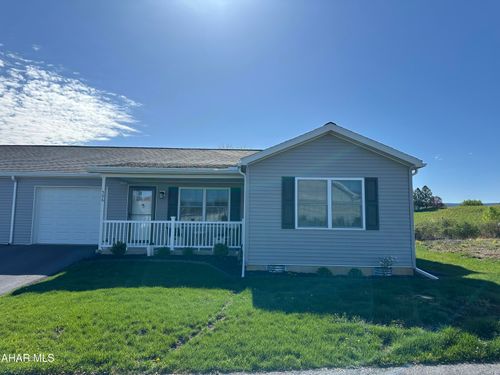 506 Lykens Dr, Hollidaysburg, PA, 16648-8642 | Card Image