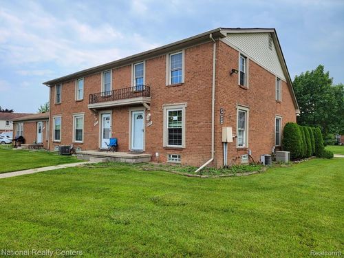 35299 Terrybrook Dr, Sterling Heights, MI, 48312-3650 | Card Image