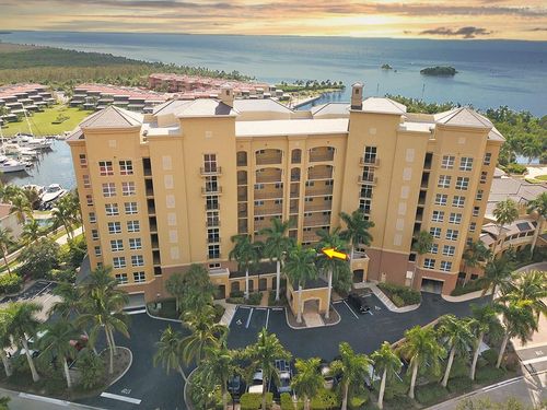 unit-105-3313 Sunset Key Cir, PUNTA GORDA, FL, 33955-3907 | Card Image