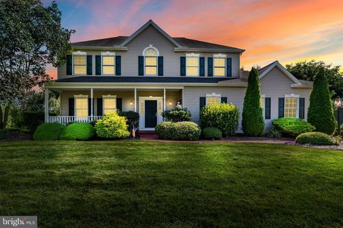 1782 N Meadow Dr, MECHANICSBURG, PA, 17055-5152 | Card Image