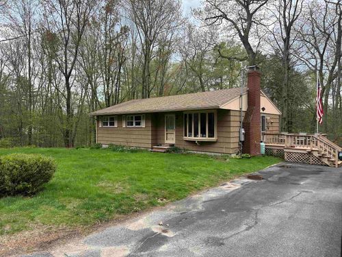 887 Harold L Dow Hwy, Eliot, ME, 03903-3109 | Card Image