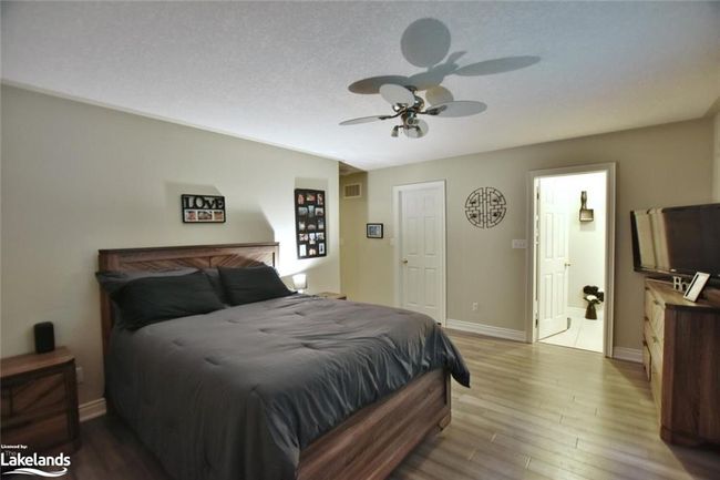 36 47 Th St S, House other with 5 bedrooms, 3 bathrooms and 6 parking in Wasaga Beach ON | Image 12