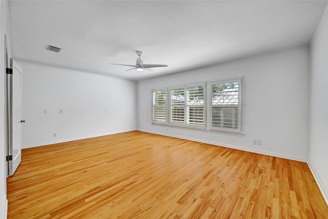 1203 W 40 Th St, House other with 3 bedrooms, 2 bathrooms and 4 parking in Austin TX | Image 18