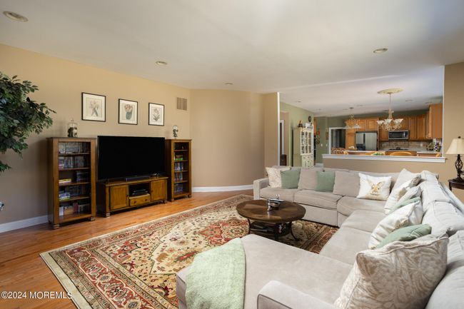 3 Hannah Mount Dr, House other with 5 bedrooms, 5 bathrooms and null parking in Millstone Township NJ | Image 17