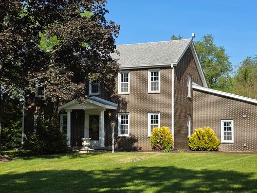 87 W Surrey Ln, Barrington, IL, 60010-8806 | Card Image