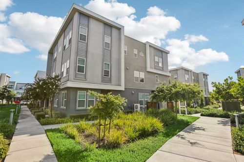 6571 Vision Court, San Jose, CA, 95119 | Card Image