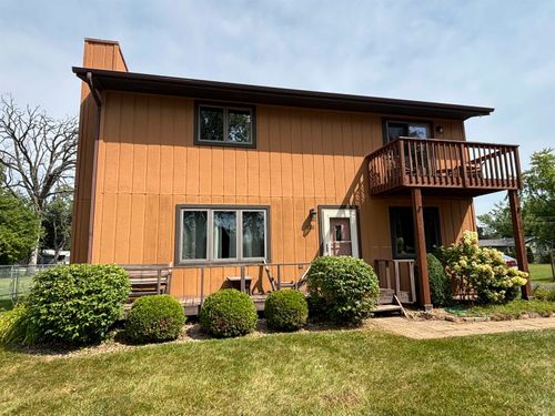 1616 Swallow Rd, Twin Lakes, WI, 53181-9739 | Card Image