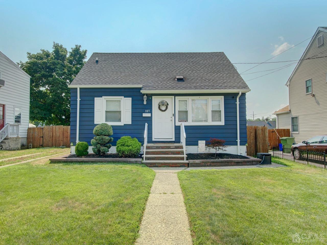 Miller Ave, Sayreville, NJ 08872