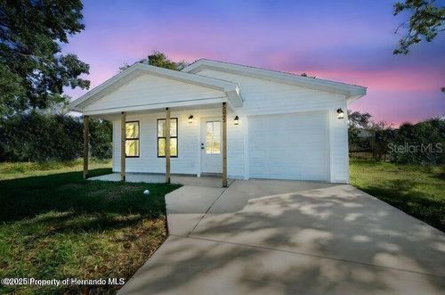 12470 Barnevelde Rd, WEEKI WACHEE, FL, 34614 | Card Image