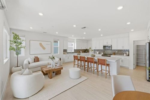 9960 Seawind Way, Newark, CA, 94560-7343 | Card Image