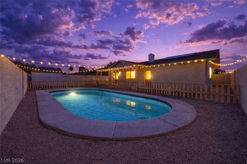 5316 Vicksburg Ave, Las Vegas, NV, 89122-7012 | Card Image