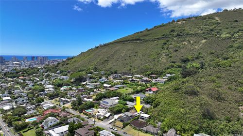 2558 Ferdinand Ave, Honolulu, HI, 96822-1738 | Card Image