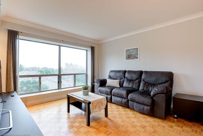 507 - 300 Keats Way, House attached with 2 bedrooms, 2 bathrooms and 1 parking in Waterloo ON | Image 2