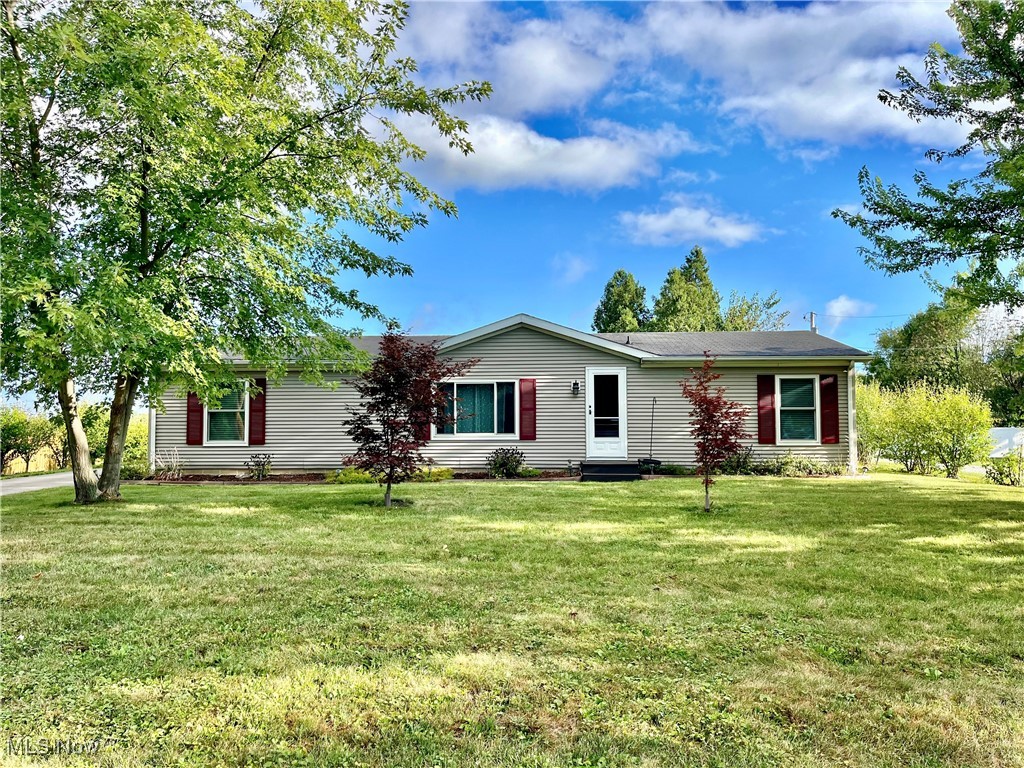 Main St, Seville, OH 44273