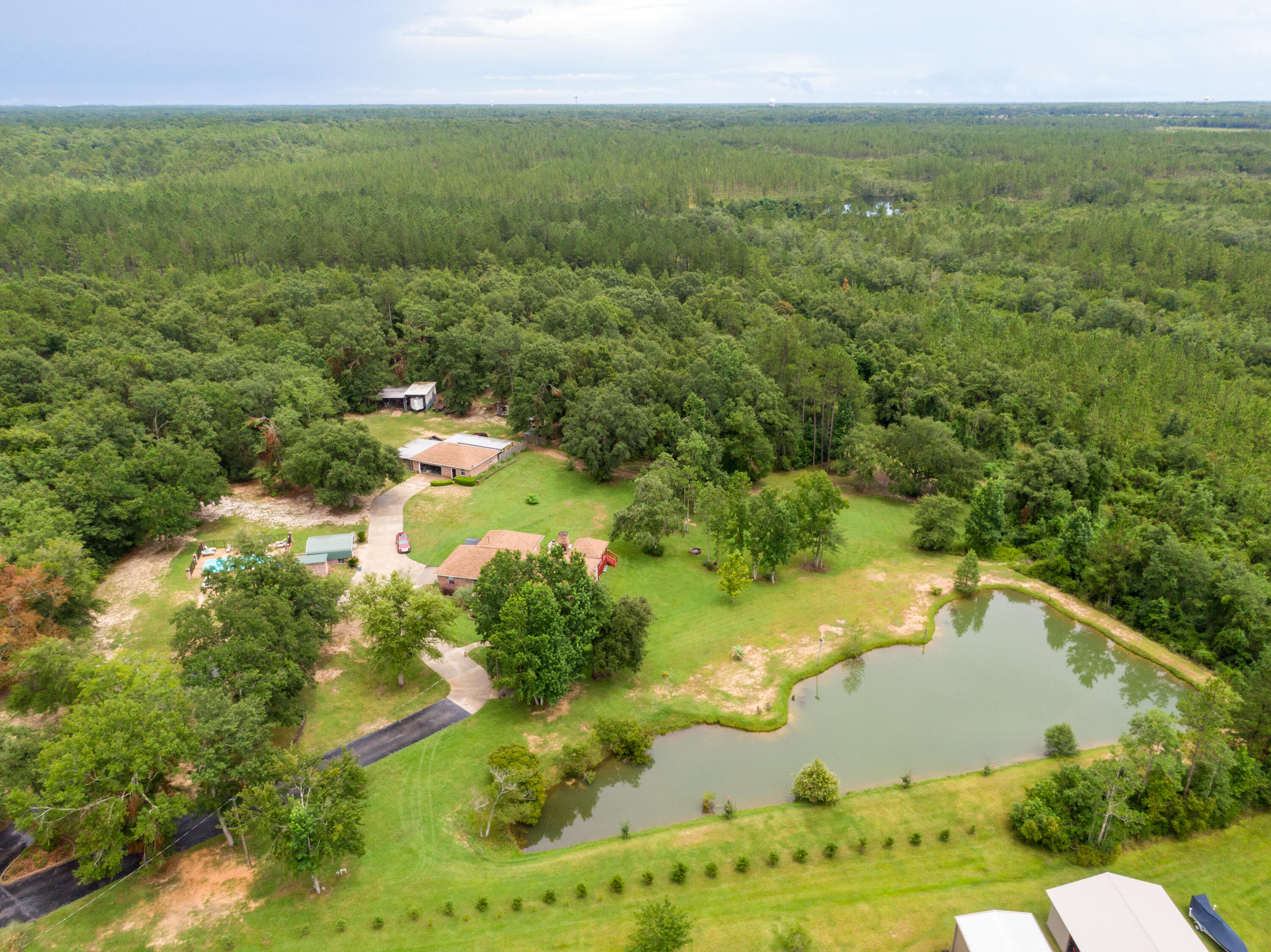Emerald Forest Dr, Milton, FL 32570