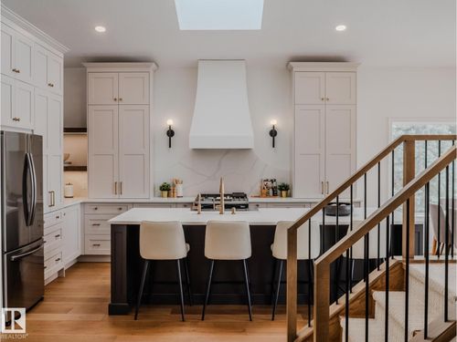 614 Hunters Close Nw, Edmonton, AB, T6R2W2 | Card Image