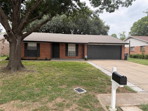 3004 David Ln, Arlington, TX, 76013-2028 | Card Image