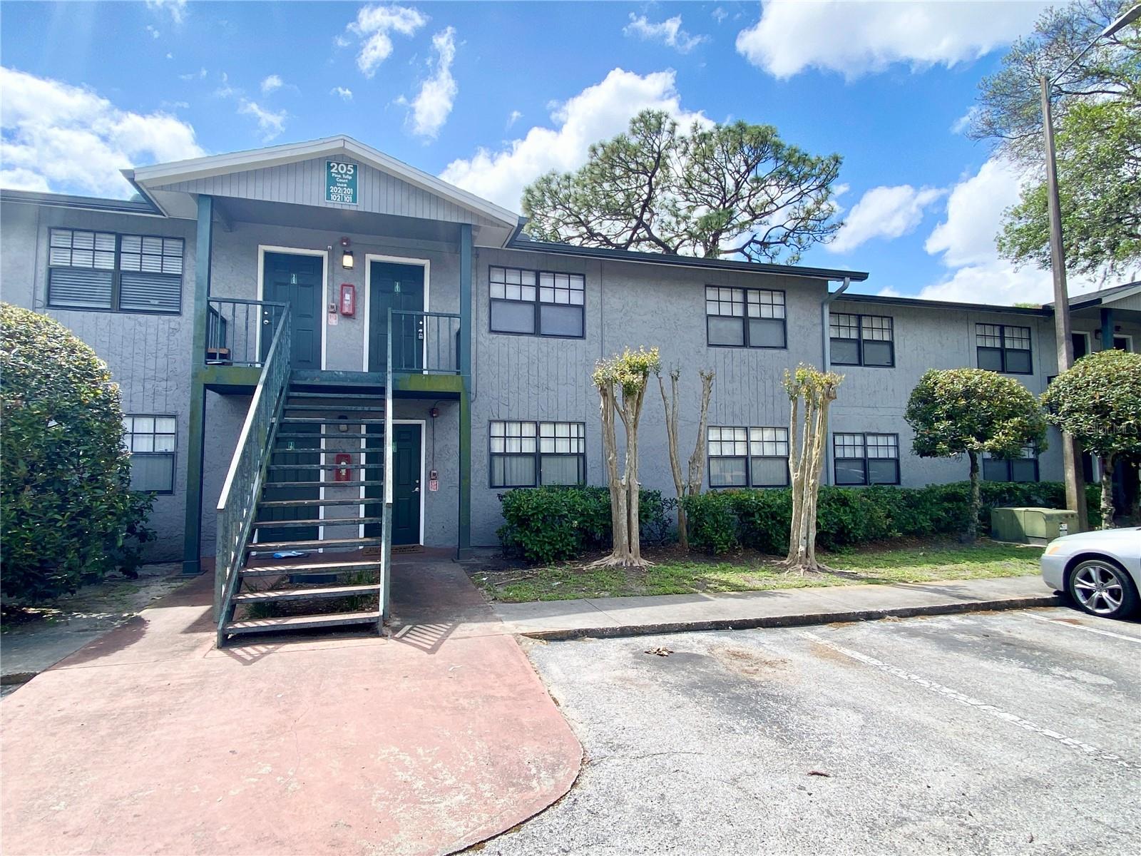 201 205 Pine Tulip Ct, Leased in TAMPA Zoocasa