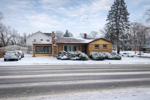 5440 Benton Ave, Downers Grove, IL, 60515-5033 | Card Image