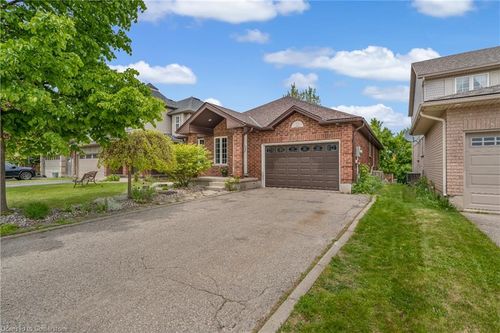 258 Green Vista Dr, Cambridge, ON, N1T1Z1 | Card Image