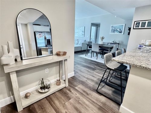 apt-1905-950 Brickell Bay Dr, Miami, FL, 33131-3951 | Card Image