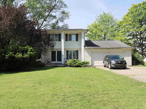 1047 Western Hills Drive, Flint Charter Township, MI, 48532 | Card Image