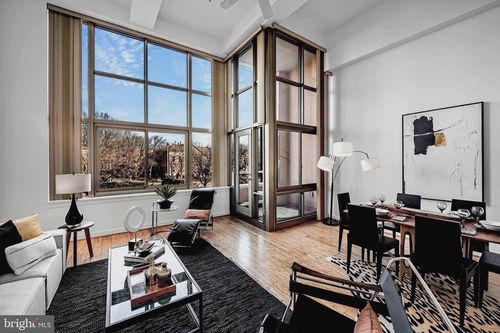 apt-204-2901 Boston St, BALTIMORE, MD, 21224-4956 | Card Image