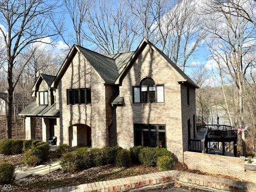 8191 S Bayview Ct, Trafalgar, IN, 46181-8848 | Card Image