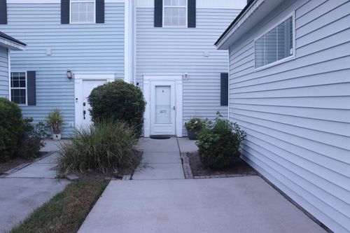 4577 Great Oak Dr, North Charleston, SC, 29418-5002 | Card Image