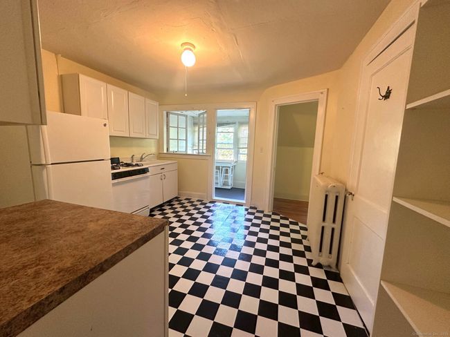 APT-3R - 512 Townsend Ave, Home with 1 bedrooms, 1 bathrooms and null parking in New Haven CT | Image 9