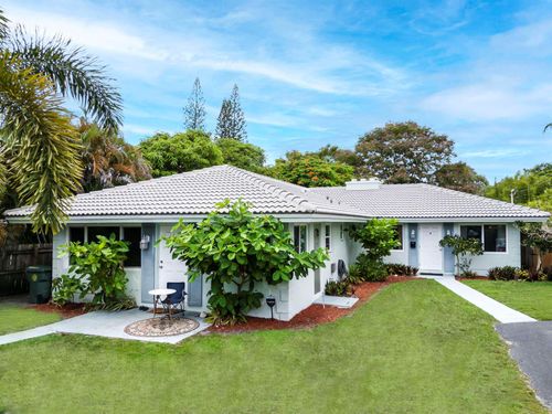 1680 Ne 34th Ln, Oakland Park, FL, 33334-5374 | Card Image