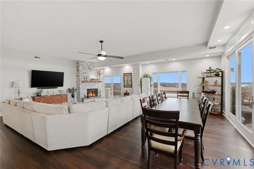 804-301 Beacon Ridge Dr, Hopewell, VA, 23860-1766 | Card Image