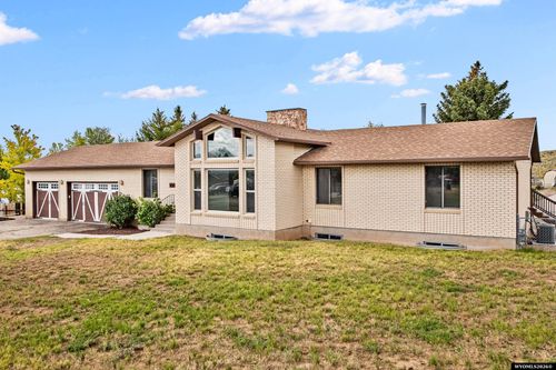 238 Toponce Dr, Evanston, WY, 82930-4701 | Card Image