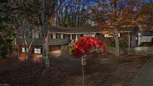 104 Bellwood Ct, Jamestown, NC, 27282-9446 | Card Image