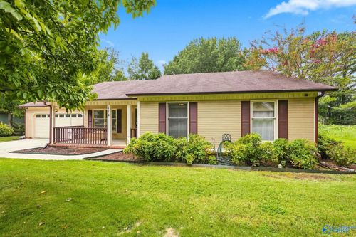 116 Springfield Ln, Madison, AL, 35758-1974 | Card Image