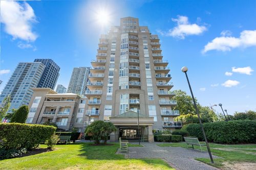 1405-10523 University Dr, Surrey, BC, V3T5T8 | Card Image