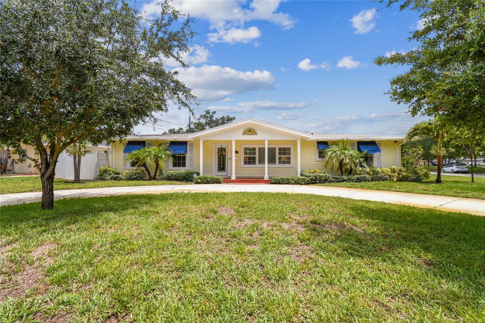 Farragut Dr, Saint Petersburg, FL 33710