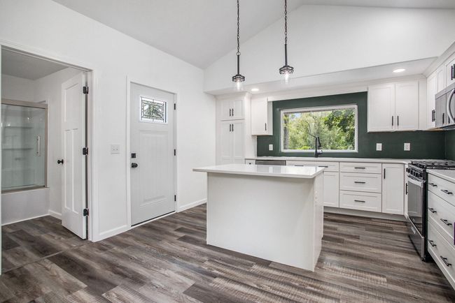 103 W Pearl St, House other with 4 bedrooms, 3 bathrooms and null parking in Marshall MI | Image 7