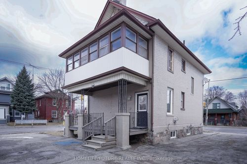 42 Ritson Rd S, Oshawa, ON, L1H5G9 | Card Image