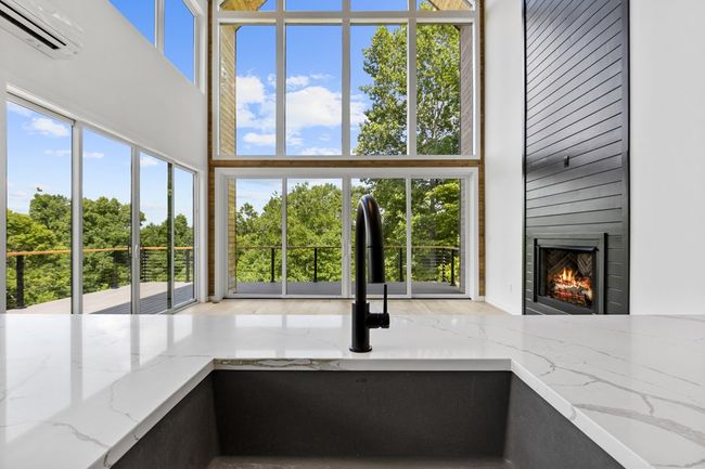 120 Brannon Rdg, Home with 3 bedrooms, 4 bathrooms and null parking in Young Harris GA | Image 18