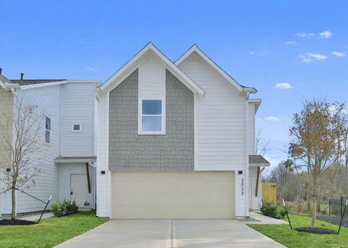 2722 Discovery Trails Ct, Conroe, TX, 77301-7196 | Card Image