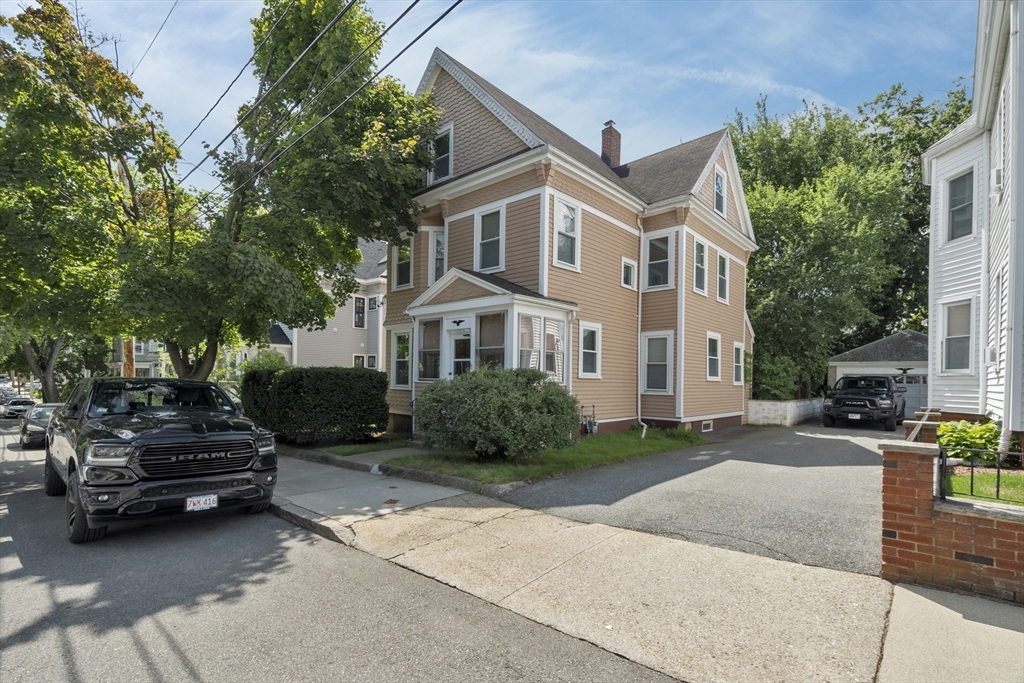 Francesca Ave, Somerville, MA 02144