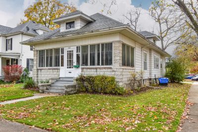 402 E Elmwood Street, House other with 3 bedrooms, 2 bathrooms and 2 parking in Pontiac IL | Image 2