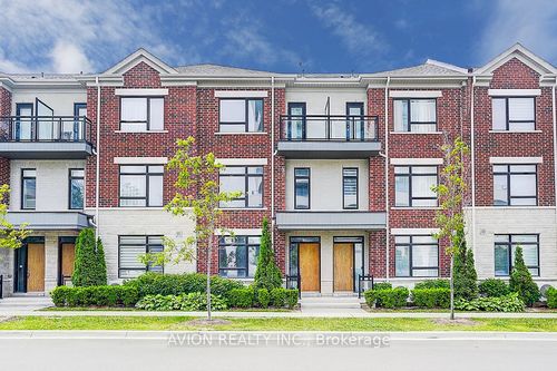 15 Gandhi Lane, Thornhill, ON, L3T0G4 | Card Image