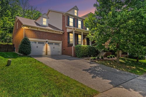 1414 Chantilly Ln, Franklin, TN, 37067-6531 | Card Image