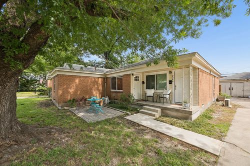 2350 Dunloe Drive, Dallas, TX, 75228 | Card Image