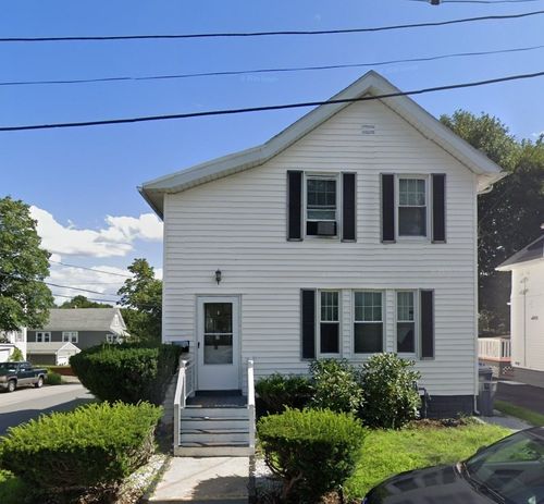 42-42 Westland St, Methuen, MA, 01844 | Card Image