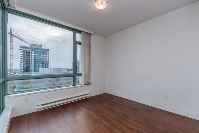 1002 - 140 E 14 Th Street, Condo with 1 bedrooms, 1 bathrooms and 1 parking in North Vancouver BC | Image 8