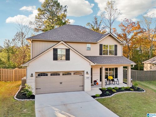 1835 Shadowbrook Ln, Cullman, AL, 35055-9567 | Card Image